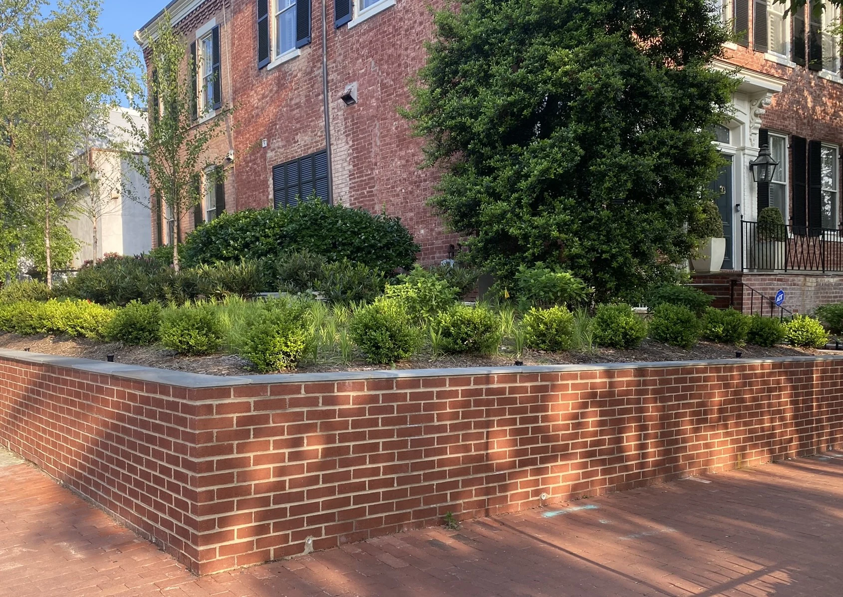 Brick retaining wall construction process